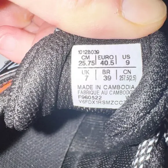 Asics Trail Scout 2 1012B039-008 Sneakers Women's 9 Black Running Shoes - Picture 6 of 6